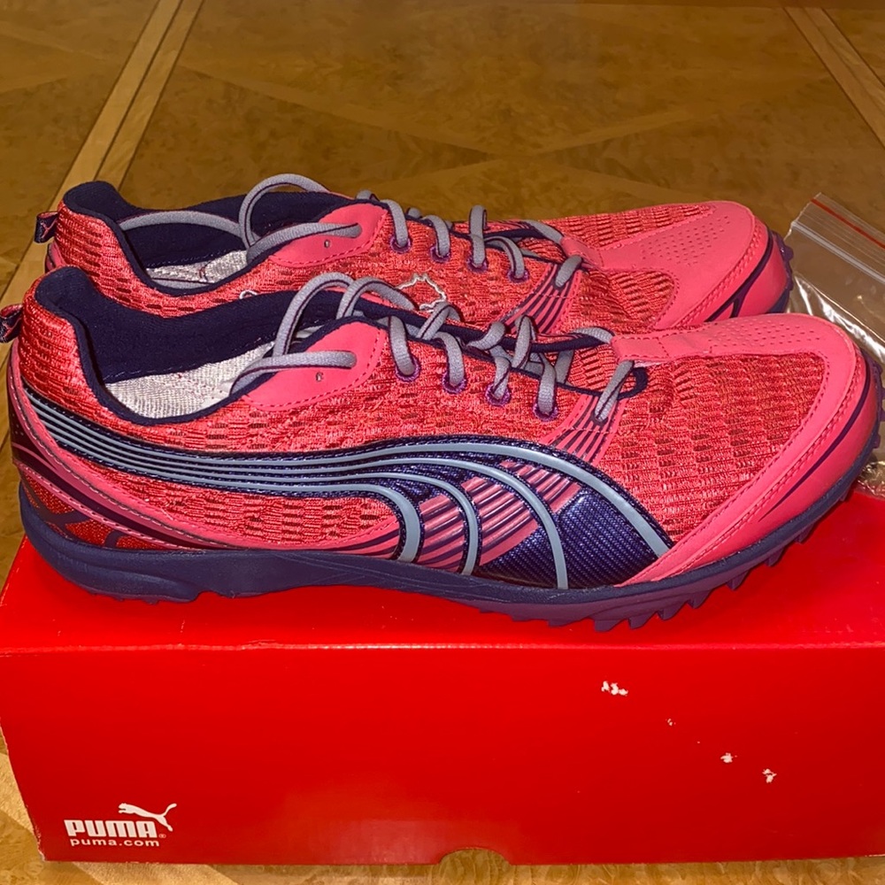 NWB!! Puma Complete Haraka XCS Women’s Track & Field Spike Shoe Size 11